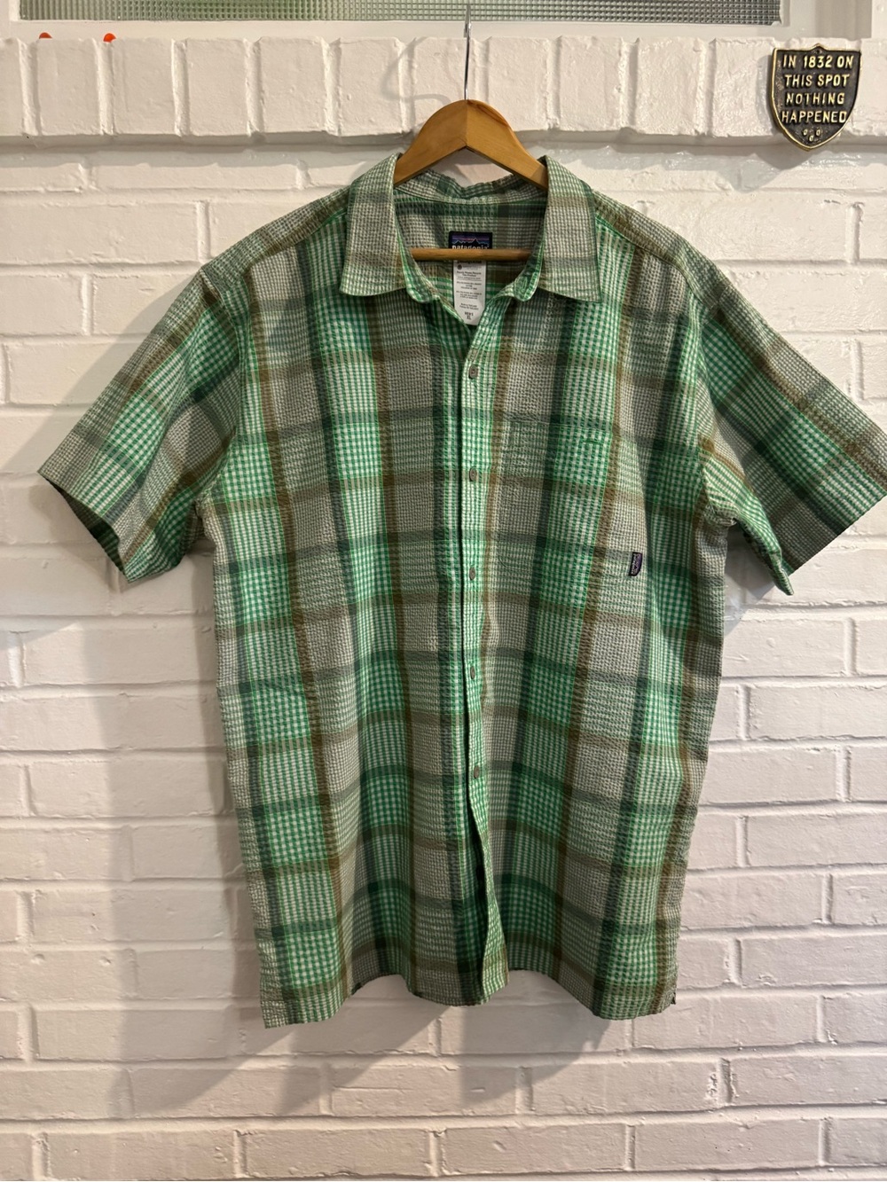 Patagonia Green and Brown Plaid Short-Sleeve Button-Down Shirt